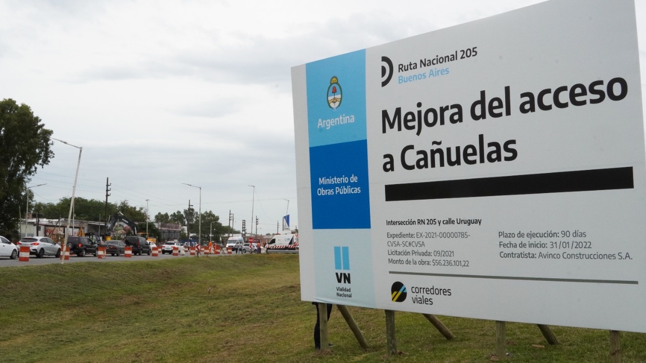 Cartel de mejora de acceso a Cañuelas