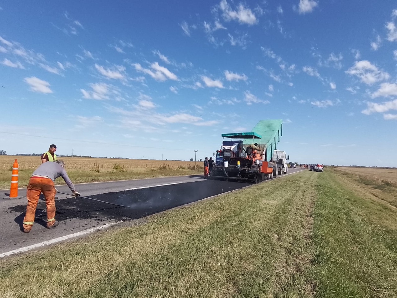 Mejora de pavimento en 22 kilómetros de la Ruta 5.